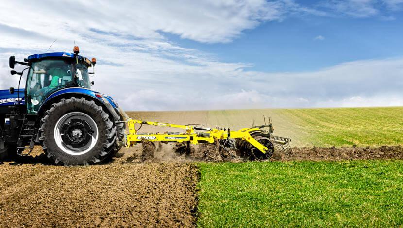 UNIVERSAL CULTIVATORS