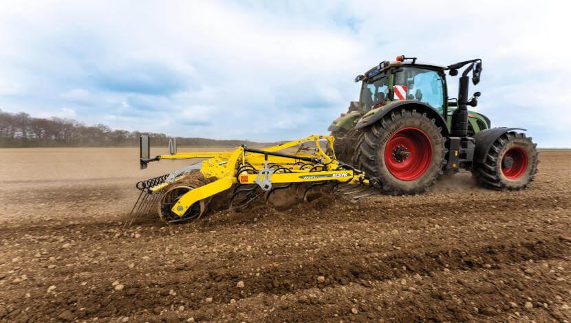 UNIVERSAL CULTIVATORS
